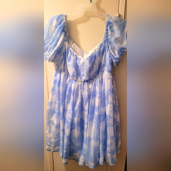 Unique Vintage Plus Size Sky Blue and White Dress - Picture 1 of 5